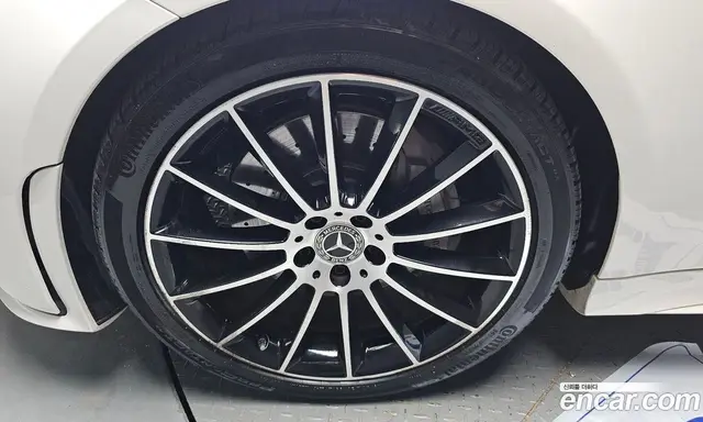 Mercedes-Benz CLS-Class 2018 2.9 автомат (гидро), миниатюра 5 Mercedes-Benz CLS-Class 2018 2.9 автомат (гидро), миниатюра 5