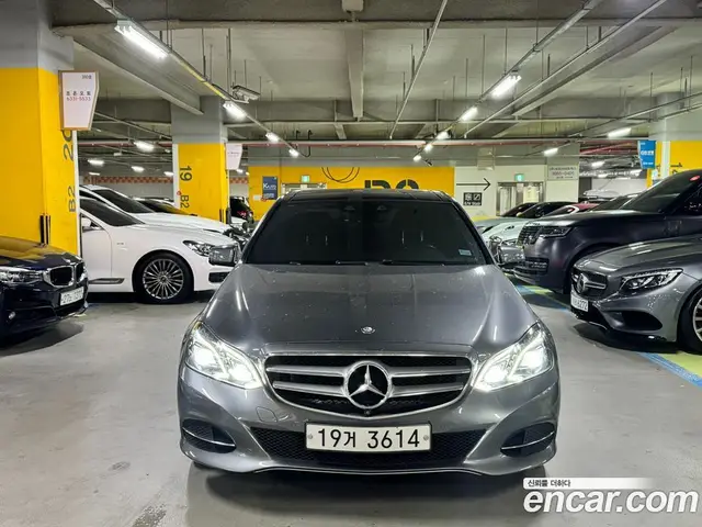Mercedes-Benz E-Class 2015 3.5 автомат (гидро), миниатюра 1 Mercedes-Benz E-Class 2015 3.5 автомат (гидро), миниатюра 1