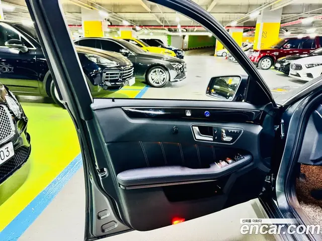 Mercedes-Benz E-Class 2015 3.5 автомат (гидро), миниатюра 11 Mercedes-Benz E-Class 2015 3.5 автомат (гидро), миниатюра 11