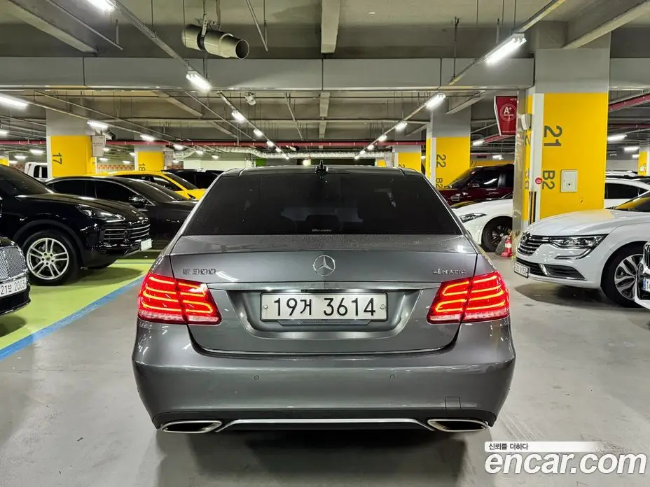 Mercedes-Benz E-Class 2015 3.5 автомат (гидро), фото 3 Mercedes-Benz E-Class 2015 3.5 автомат (гидро), фото 3