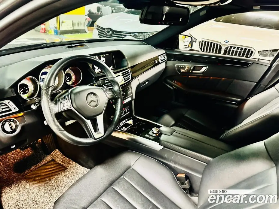 Mercedes-Benz E-Class 2015 3.5 автомат (гидро), фото 10 Mercedes-Benz E-Class 2015 3.5 автомат (гидро), фото 10