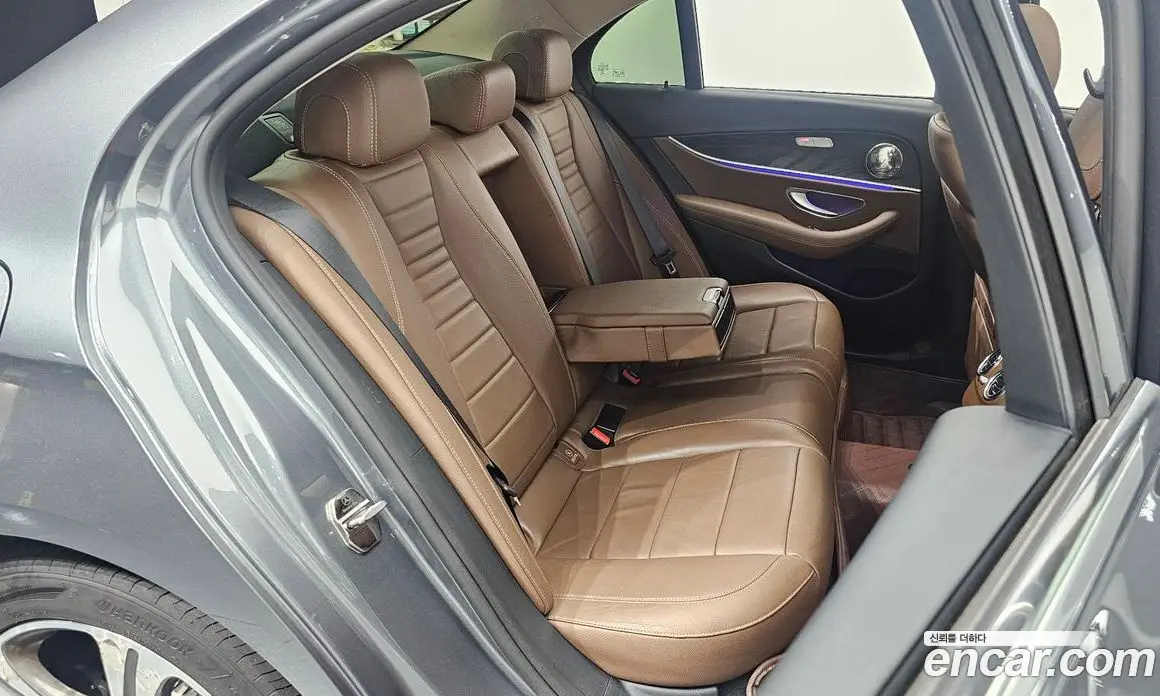 Mercedes-Benz E-Class 2017 2.0 автомат (гидро), фото 11 Mercedes-Benz E-Class 2017 2.0 автомат (гидро), фото 11