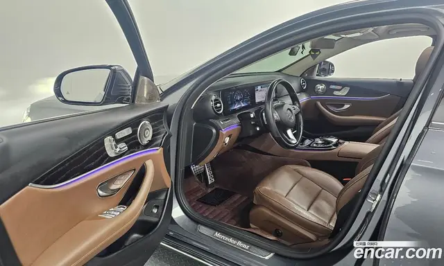 Mercedes-Benz E-Class 2017 2.0 автомат (гидро), миниатюра 10 Mercedes-Benz E-Class 2017 2.0 автомат (гидро), миниатюра 10