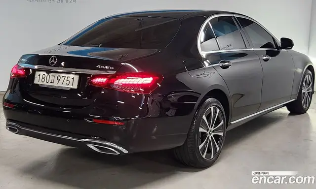 Mercedes-Benz E-Class 2021 2.0 автомат (гидро), миниатюра 2 Mercedes-Benz E-Class 2021 2.0 автомат (гидро), миниатюра 2
