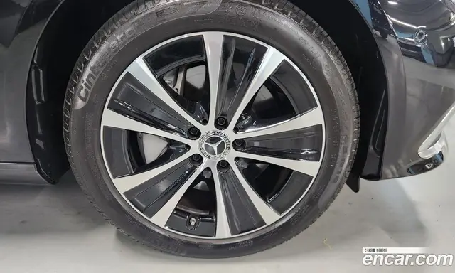 Mercedes-Benz E-Class 2021 2.0 автомат (гидро), миниатюра 5 Mercedes-Benz E-Class 2021 2.0 автомат (гидро), миниатюра 5