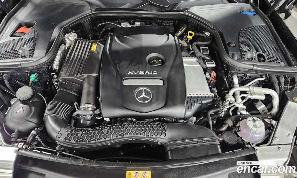 Mercedes-Benz E-Class 2021 2.0 автомат (гидро), фото 6 Mercedes-Benz E-Class 2021 2.0 автомат (гидро), фото 6