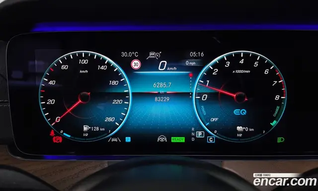 Mercedes-Benz E-Class 2021 2.0 автомат (гидро), миниатюра 11
