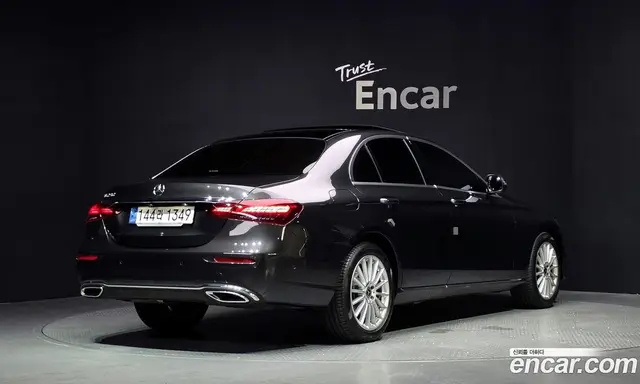 Mercedes-Benz E-Class 2023 2.0 автомат (гидро), миниатюра 2 Mercedes-Benz E-Class 2023 2.0 автомат (гидро), миниатюра 2