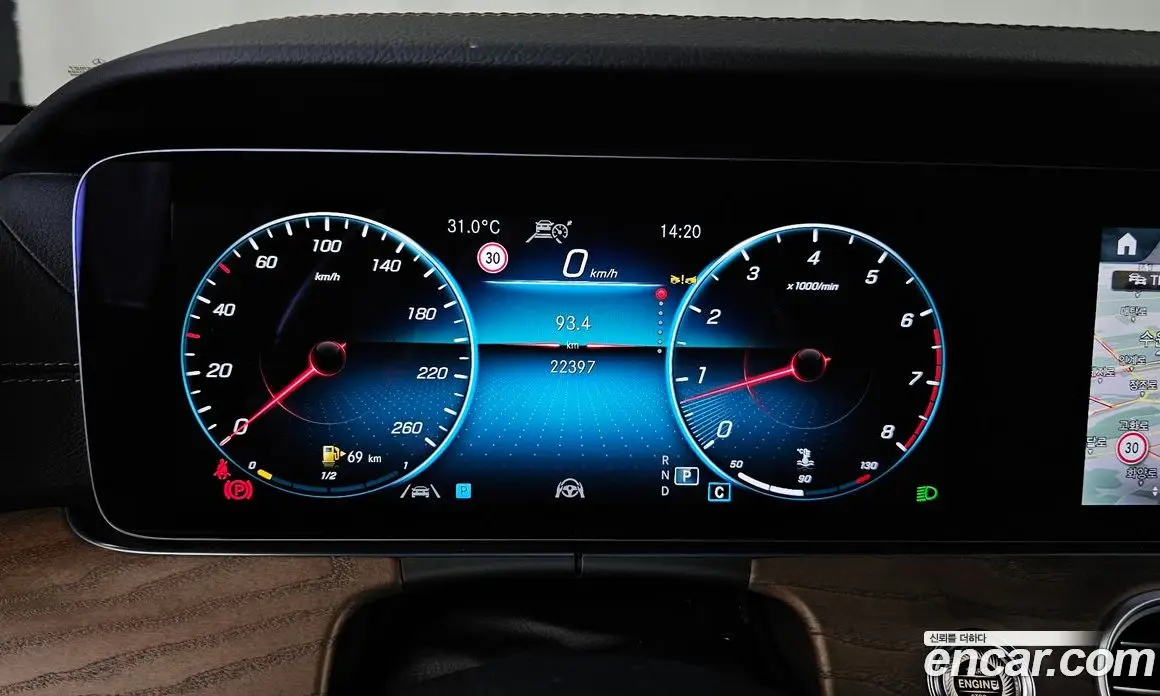 Mercedes-Benz E-Class 2023 2.0 автомат (гидро), фото 11 Mercedes-Benz E-Class 2023 2.0 автомат (гидро), фото 11