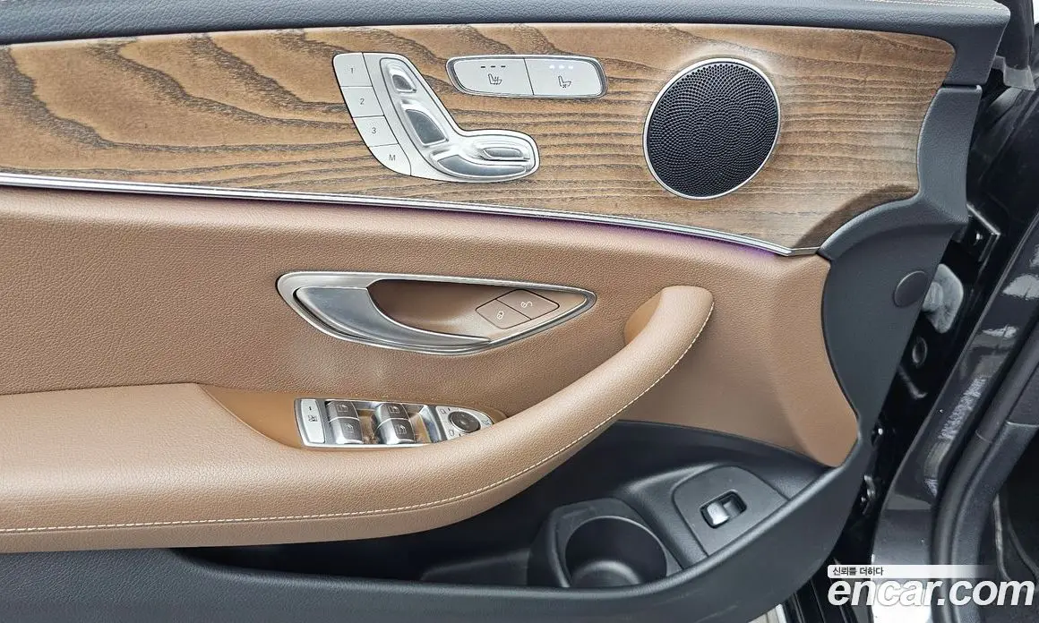 Mercedes-Benz E-Class 2023 2.0 автомат (гидро), фото 29 Mercedes-Benz E-Class 2023 2.0 автомат (гидро), фото 29