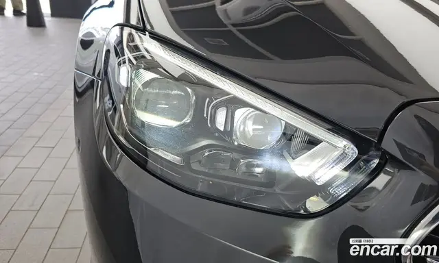 Mercedes-Benz E-Class 2023 2.0 автомат (гидро), миниатюра 8 Mercedes-Benz E-Class 2023 2.0 автомат (гидро), миниатюра 8