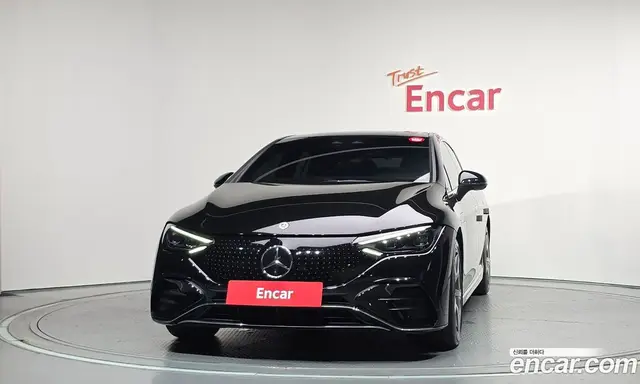 Mercedes-Benz EQE 2023 0.3 автомат (гидро), миниатюра 3