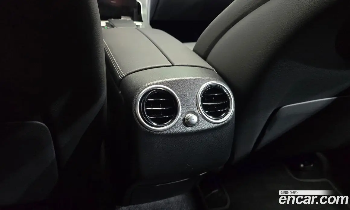 Mercedes-Benz GLC-Class 2020 1.9 автомат (гидро), фото 34 Mercedes-Benz GLC-Class 2020 1.9 автомат (гидро), фото 34