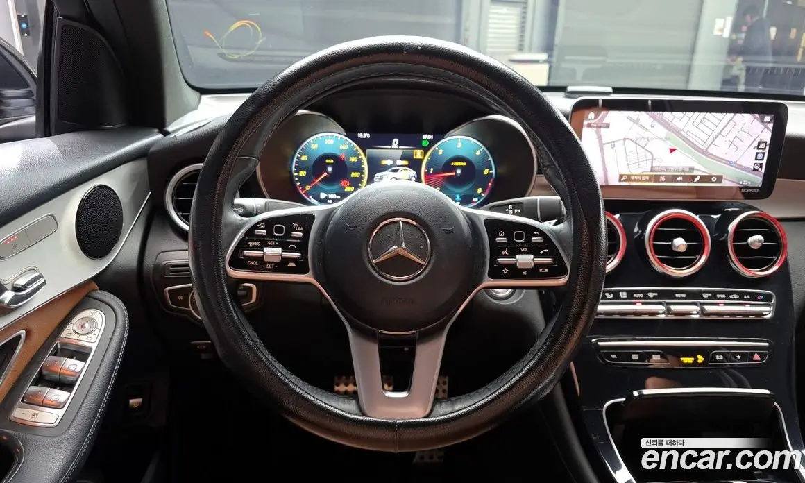 Mercedes-Benz GLC-Class 2021 1.9 автомат (гидро), фото 13 Mercedes-Benz GLC-Class 2021 1.9 автомат (гидро), фото 13
