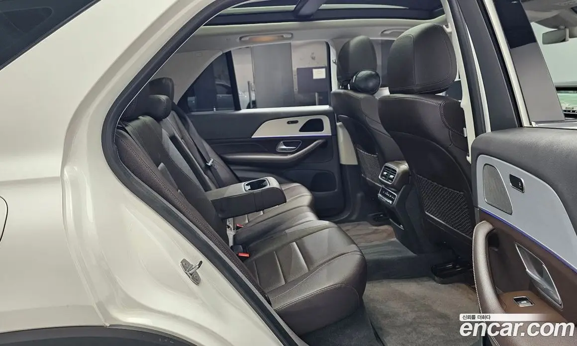 Mercedes-Benz GLE-Class 2020 1.9 автомат (гидро), фото 16 Mercedes-Benz GLE-Class 2020 1.9 автомат (гидро), фото 16
