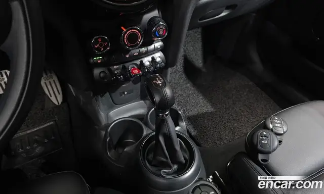 Mini Cooper 2018 1.5 автомат (гидро), миниатюра 11