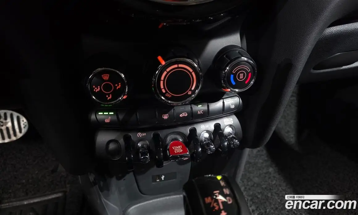 Mini Cooper 2018 1.5 автомат (гидро), фото 23