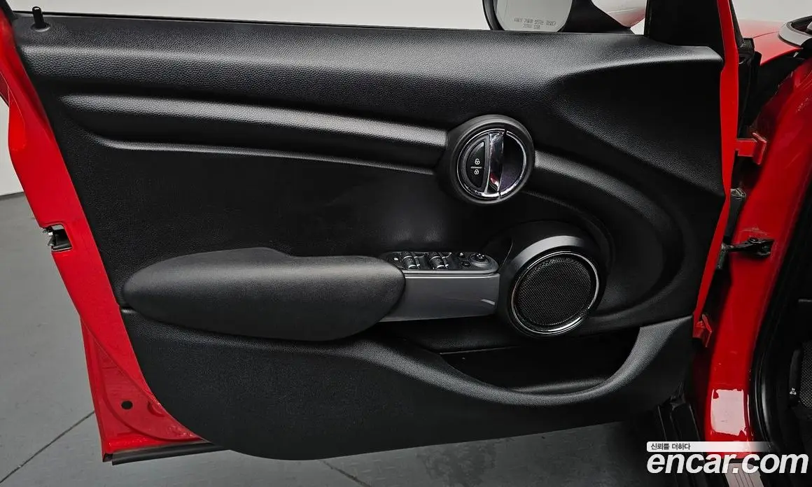 Mini Cooper 2020 1.5 автомат (гидро), фото 13