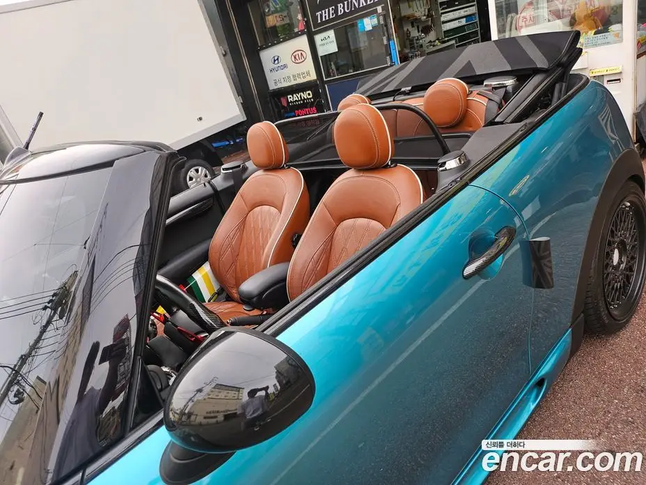 Mini Cooper Convertible 2016 2.0 автомат (гидро), фото 17 Mini Cooper Convertible 2016 2.0 автомат (гидро), фото 17