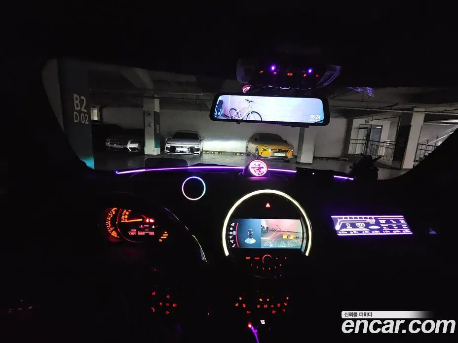 Mini Cooper Convertible 2016 2.0 автомат (гидро), фото 7 Mini Cooper Convertible 2016 2.0 автомат (гидро), фото 7