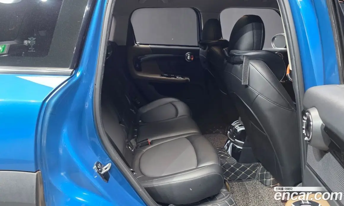 Mini Countryman 2017 2.0 автомат (гидро), фото 12 Mini Countryman 2017 2.0 автомат (гидро), фото 12