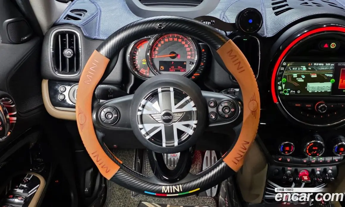 Mini Countryman 2017 2.0 автомат (гидро), фото 13 Mini Countryman 2017 2.0 автомат (гидро), фото 13