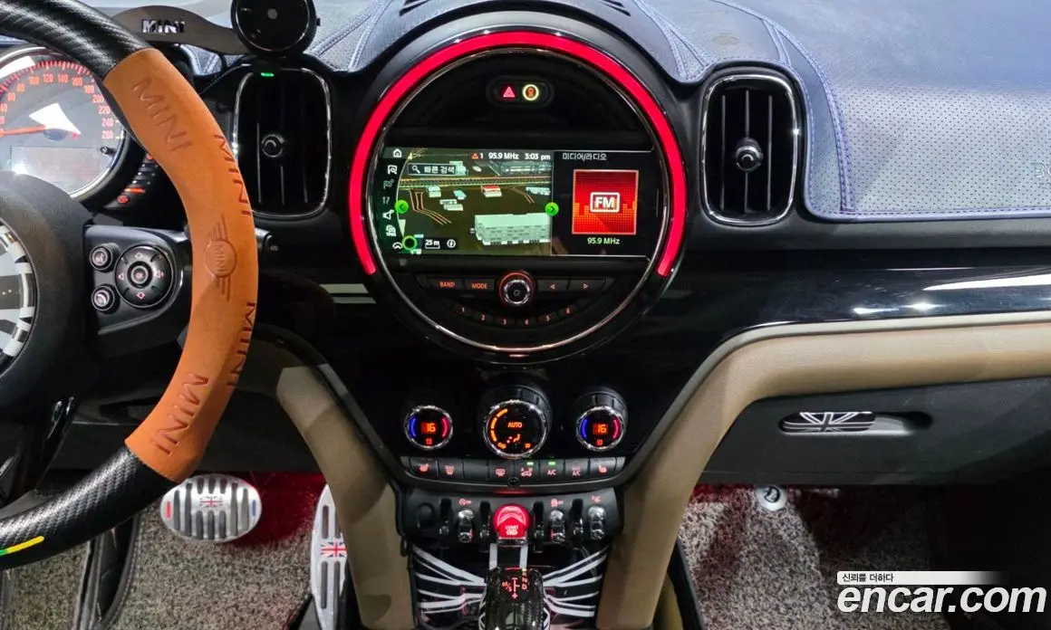 Mini Countryman 2017 2.0 автомат (гидро), фото 14 Mini Countryman 2017 2.0 автомат (гидро), фото 14