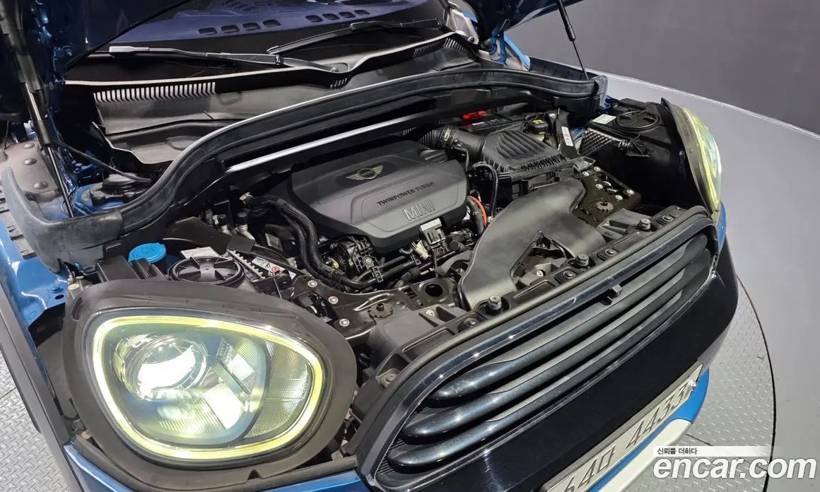 Mini Countryman 2017 2.0 автомат (гидро), фото 6 Mini Countryman 2017 2.0 автомат (гидро), фото 6