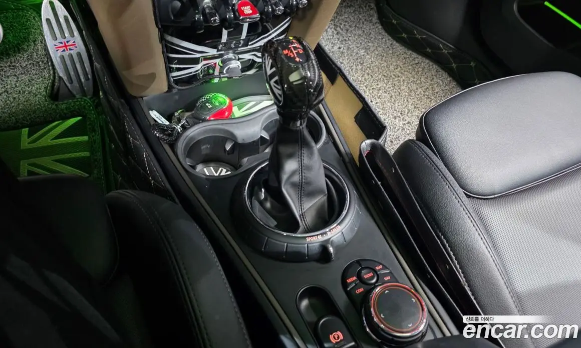 Mini Countryman 2017 2.0 автомат (гидро), фото 9 Mini Countryman 2017 2.0 автомат (гидро), фото 9
