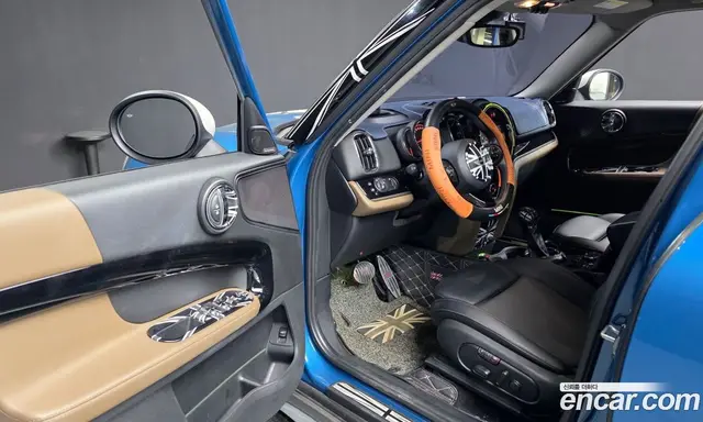 Mini Countryman 2017 2.0 автомат (гидро), миниатюра 10 Mini Countryman 2017 2.0 автомат (гидро), миниатюра 10
