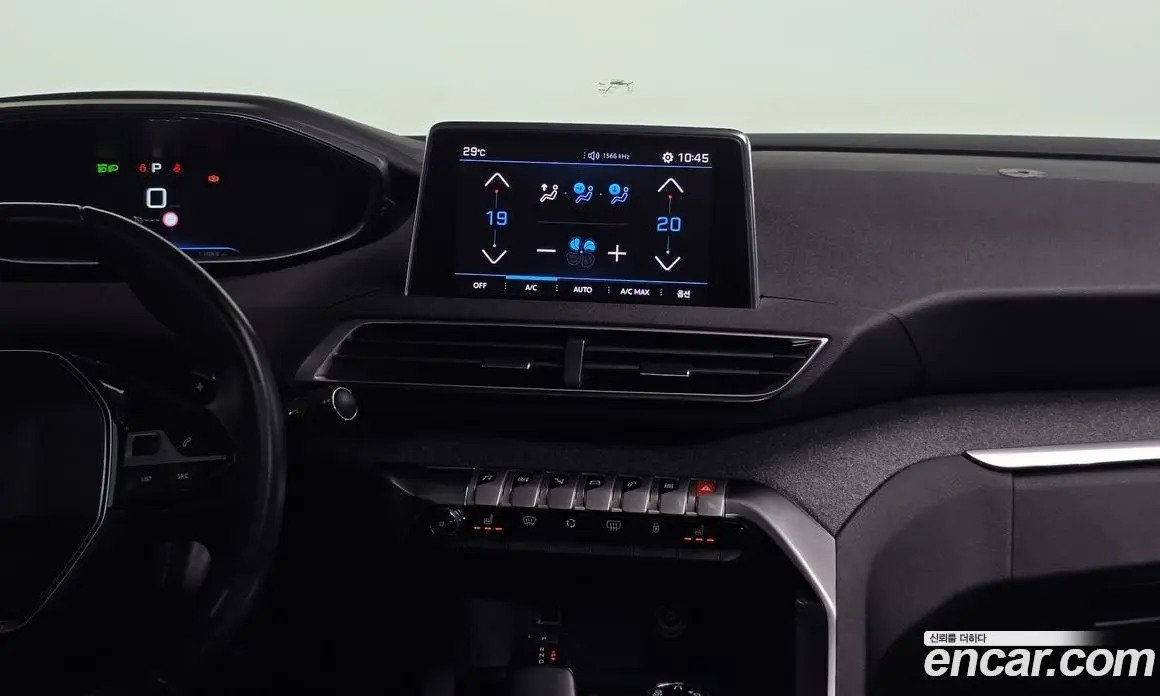 Peugeot 3008 2018 1.6 автомат (гидро), фото 18