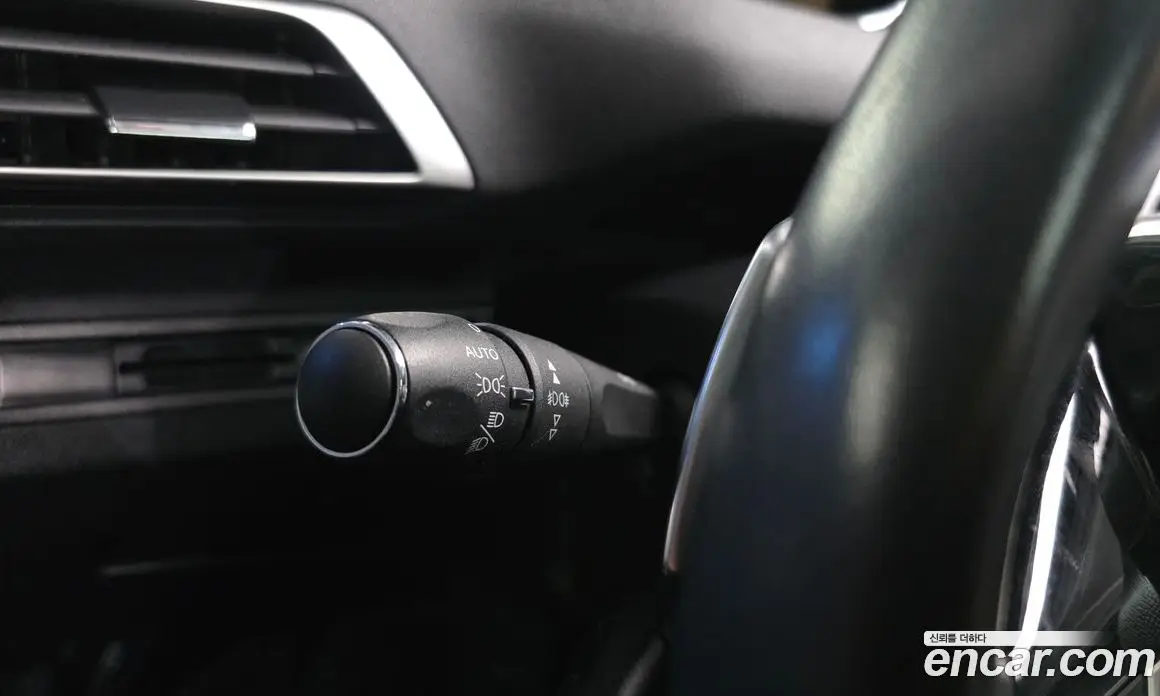 Peugeot 3008 2018 1.6 автомат (гидро), фото 23