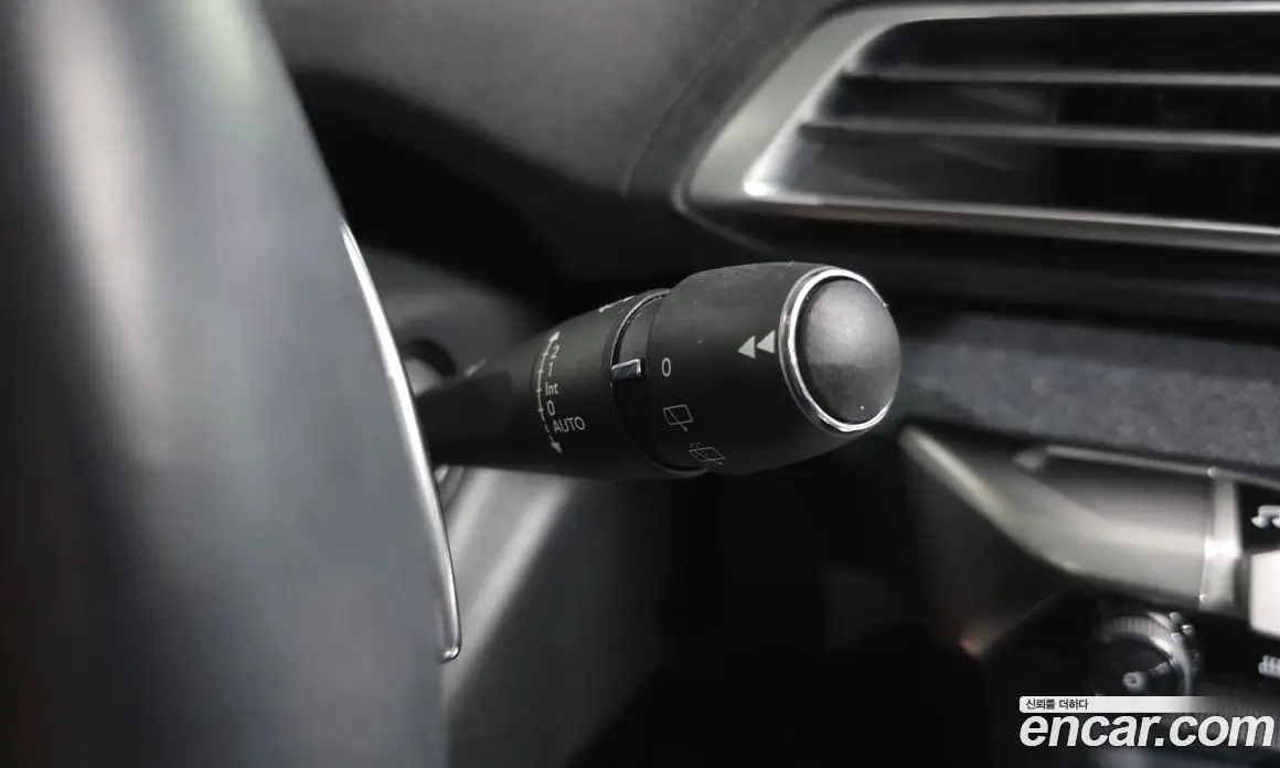 Peugeot 3008 2018 1.6 автомат (гидро), фото 24
