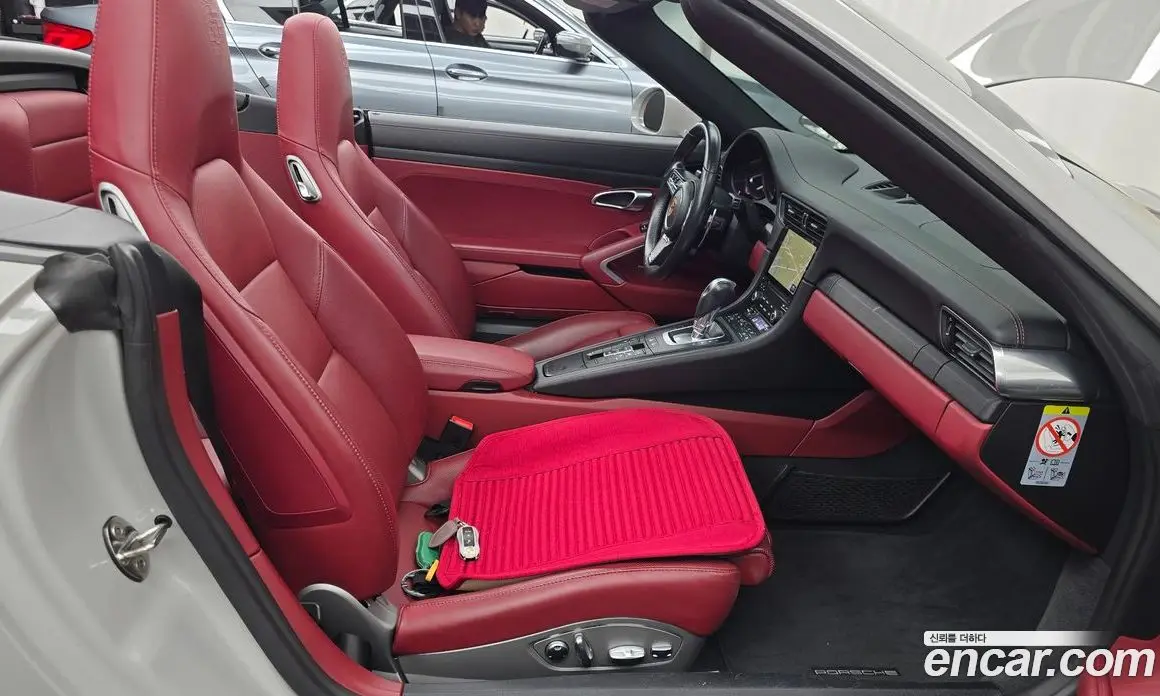 Porsche 911 2018 3.0 автомат (гидро), фото 16 Porsche 911 2018 3.0 автомат (гидро), фото 16