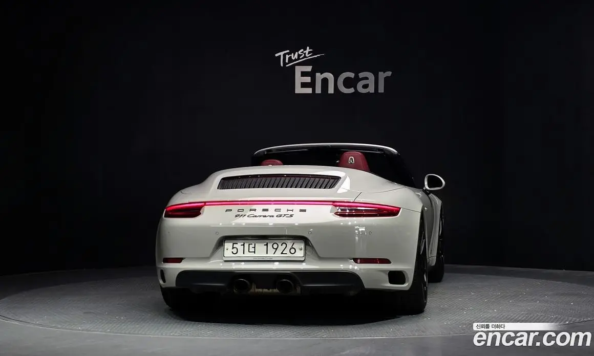 Porsche 911 2018 3.0 автомат (гидро), фото 4 Porsche 911 2018 3.0 автомат (гидро), фото 4