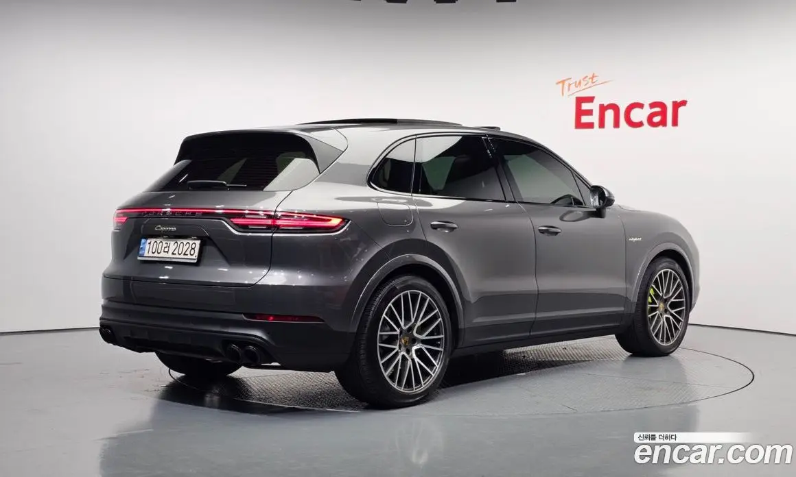 Porsche Cayenne 2021 3.0 автомат (гидро), фото 2 Porsche Cayenne 2021 3.0 автомат (гидро), фото 2