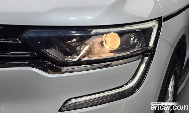 Renault (Samsung) QM6 2017 2.0 автомат (гидро), миниатюра 8 Renault (Samsung) QM6 2017 2.0 автомат (гидро), миниатюра 8