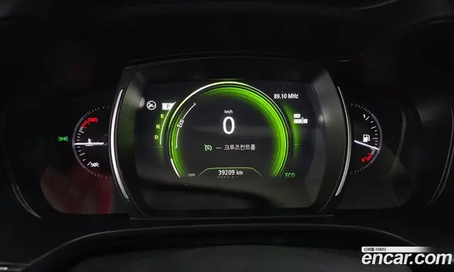 Renault (Samsung) QM6 2018 2.0 автомат (гидро), миниатюра 8 Renault (Samsung) QM6 2018 2.0 автомат (гидро), миниатюра 8