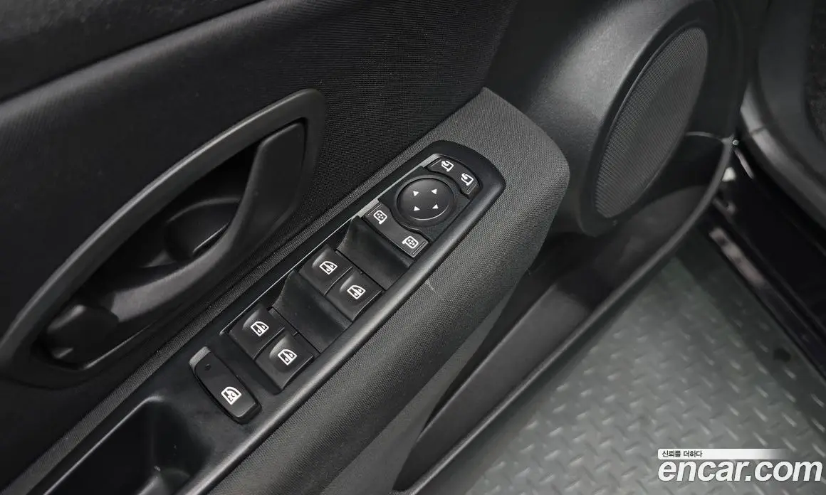 Renault (Samsung) SM3 2013 1.6 автомат (гидро), фото 20 Renault (Samsung) SM3 2013 1.6 автомат (гидро), фото 20