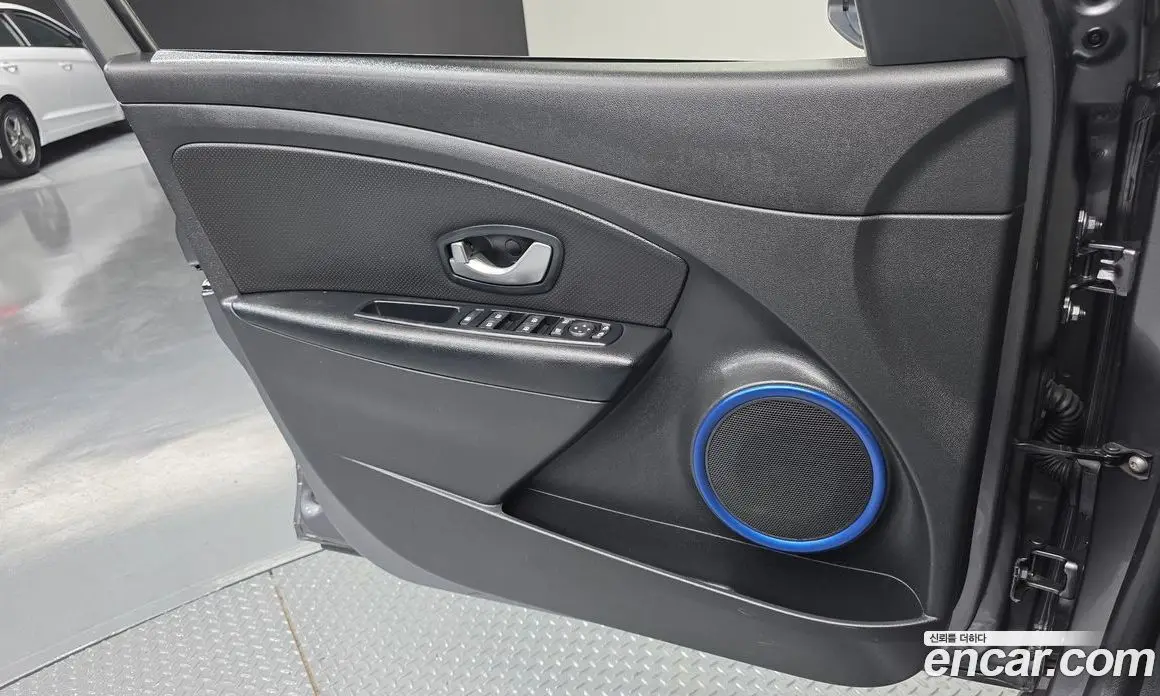 Renault (Samsung) SM3 2019 0.1 автомат (гидро), фото 14 Renault (Samsung) SM3 2019 0.1 автомат (гидро), фото 14