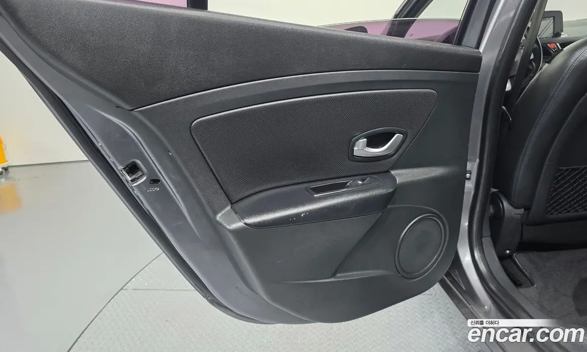 Renault (Samsung) SM3 2019 0.1 автомат (гидро), фото 15 Renault (Samsung) SM3 2019 0.1 автомат (гидро), фото 15
