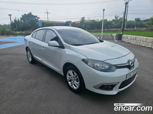 Renault (Samsung) SM3 2019 1.6 автомат (гидро), миниатюра 3 Renault (Samsung) SM3 2019 1.6 автомат (гидро), миниатюра 3
