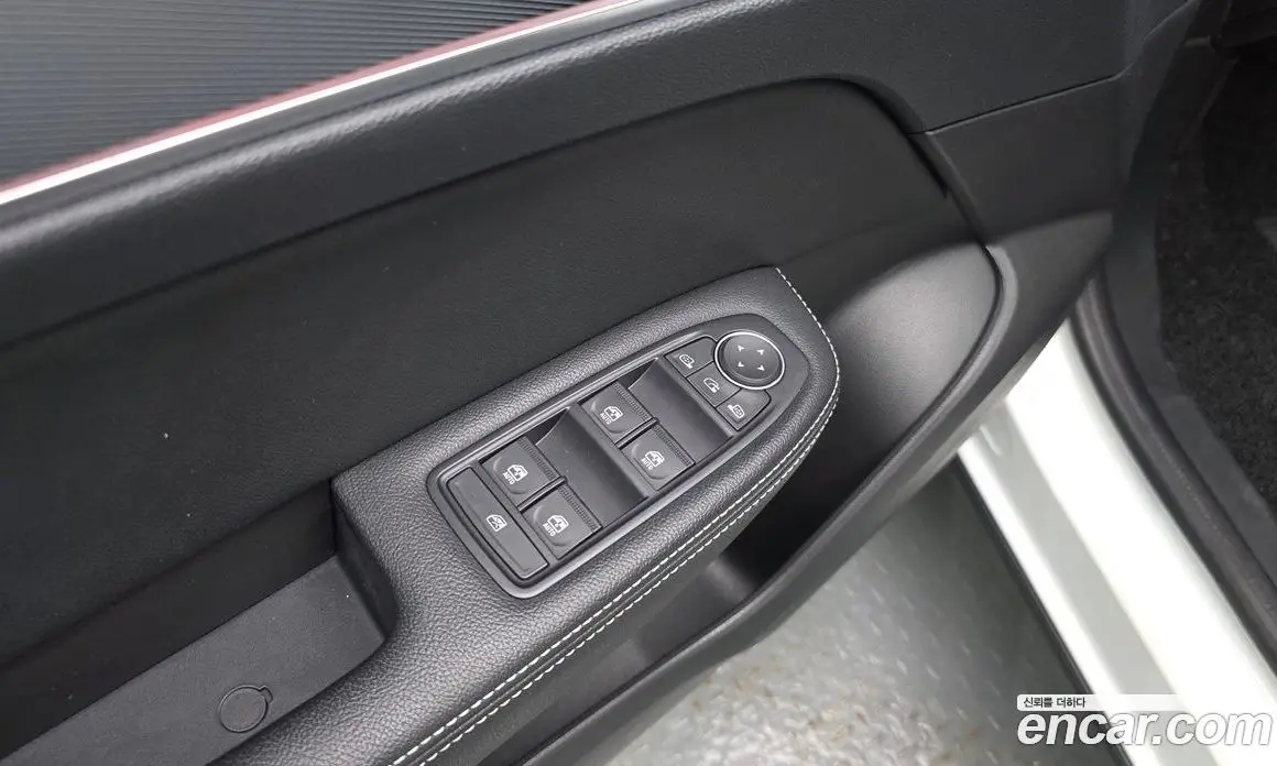 Renault (Samsung) XM3 2022 1.6 автомат (гидро), фото 13 Renault (Samsung) XM3 2022 1.6 автомат (гидро), фото 13