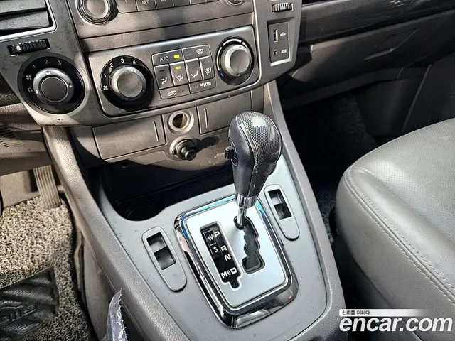 SsangYong Korando 2013 2.0 автомат (гидро), миниатюра 9
