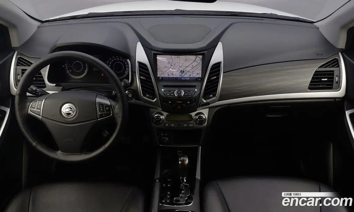 SsangYong Korando 2016 2.2 автомат (гидро), фото 12 SsangYong Korando 2016 2.2 автомат (гидро), фото 12