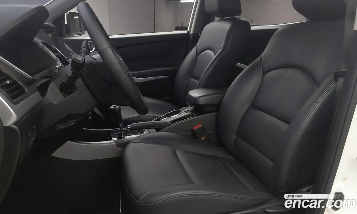 SsangYong Korando 2016 2.2 автомат (гидро), фото 13 SsangYong Korando 2016 2.2 автомат (гидро), фото 13