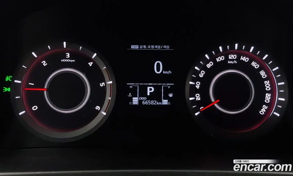 SsangYong Korando 2016 2.2 автомат (гидро), фото 15 SsangYong Korando 2016 2.2 автомат (гидро), фото 15
