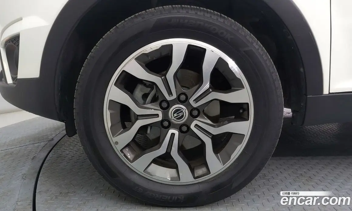 SsangYong Korando 2016 2.2 автомат (гидро), фото 5 SsangYong Korando 2016 2.2 автомат (гидро), фото 5