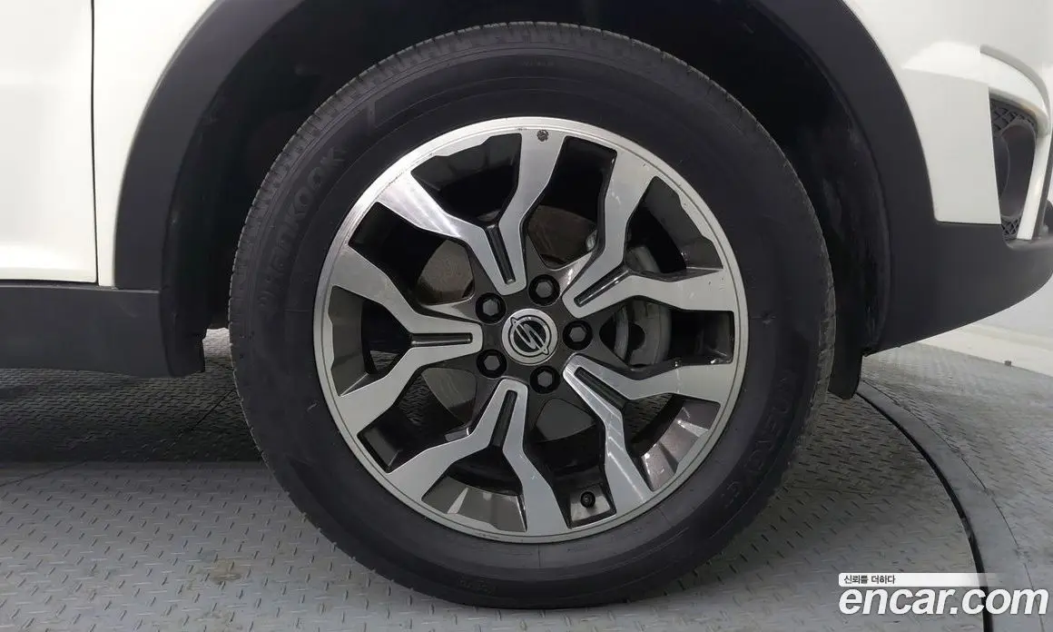 SsangYong Korando 2016 2.2 автомат (гидро), фото 6 SsangYong Korando 2016 2.2 автомат (гидро), фото 6
