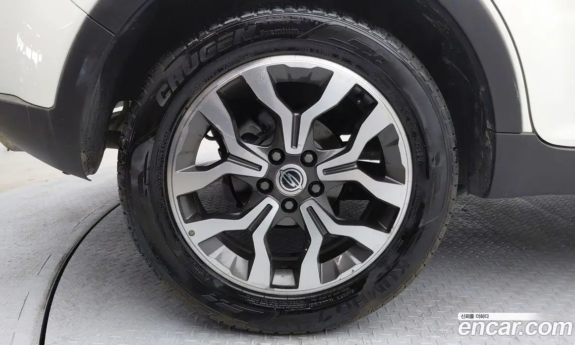 SsangYong Korando 2016 2.2 автомат (гидро), фото 8 SsangYong Korando 2016 2.2 автомат (гидро), фото 8